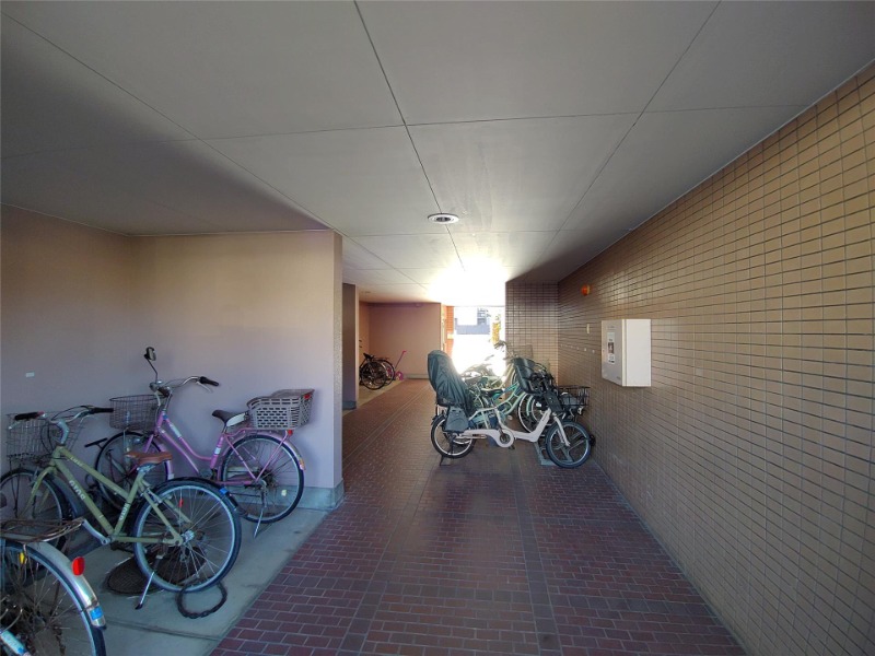 駐輪スペースもございます