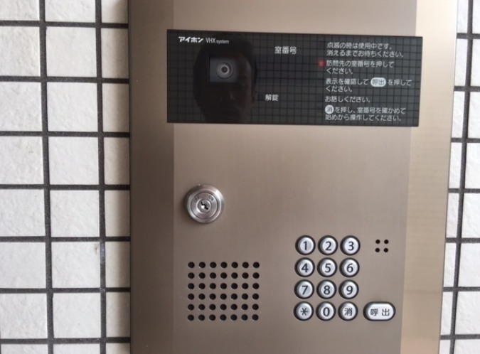 オートロック付で安心ですね。