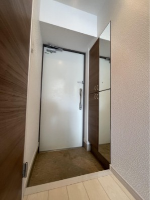 高さのあるシューズボックス