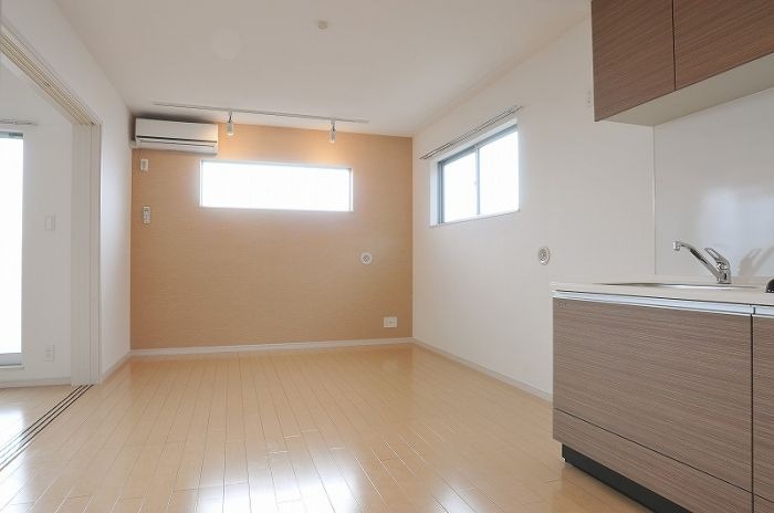 角部屋で明るいリビング