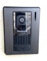 インターホン付きです。