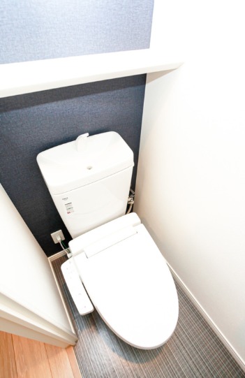 温水便座付きです。