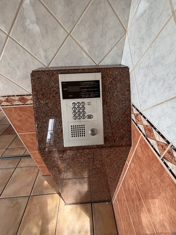 安心のオートロックです