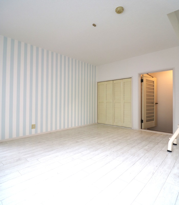 広々7帖越えの洋室です