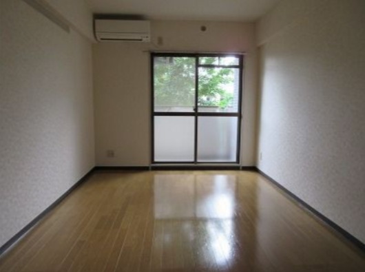 デザインクロスがおしゃれなポイントです。