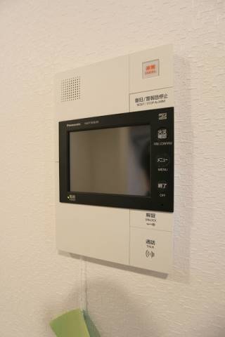 モニターで来客を確認できるので安心です