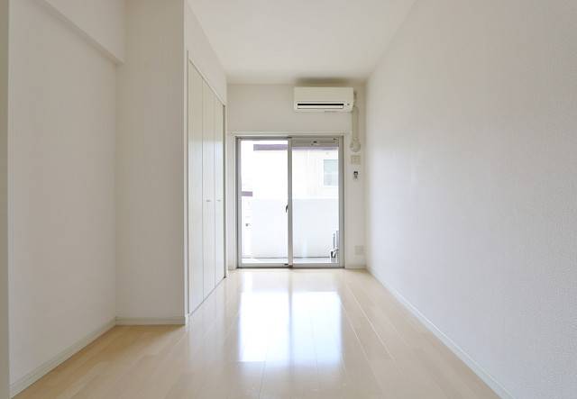 エアコン完備で年中快適です※写真は別部屋です