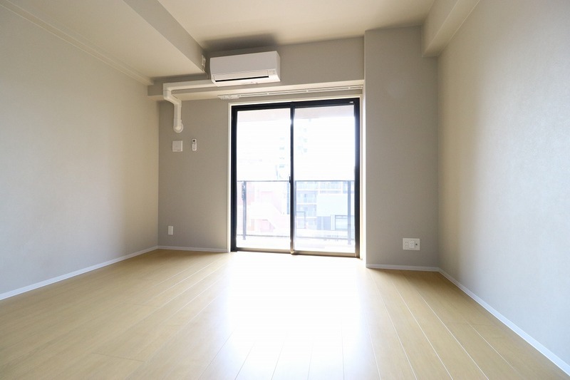 家具の配置がしやすいお部屋ですね