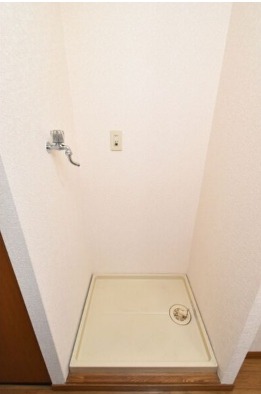 洗濯機は室内に置くことができます。