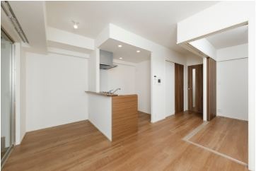 広々リビングでゆったりくつろげます