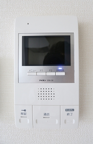 TVモニタ付きのインターホンなので女性にも安心です