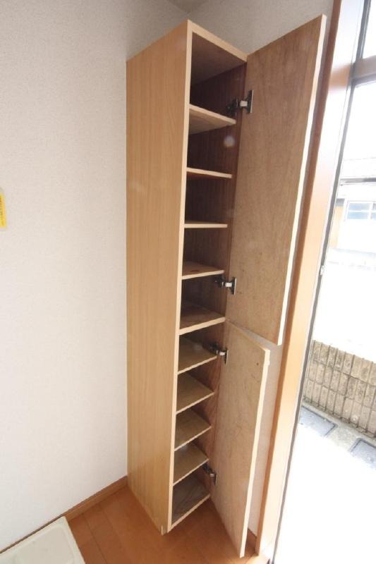 シューズボックスで玄関すっきり