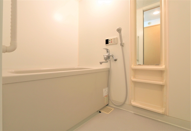 清潔感のある浴室です