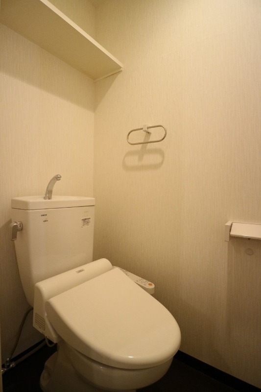 ウォシュレット完備です。