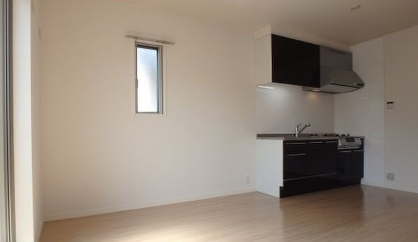 広々リビングでゆっくりお過ごしいただけます