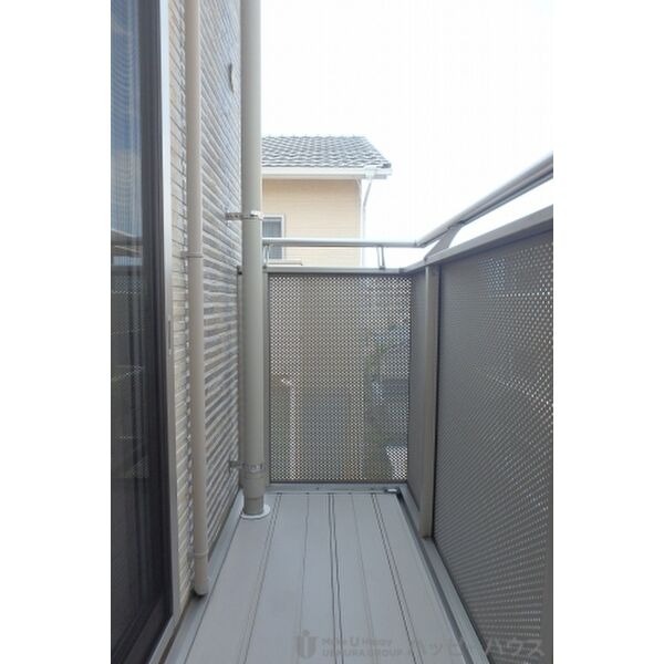 天気のいい日はこちらで洗濯物を干せます