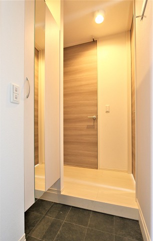 玄関も十分な広さです