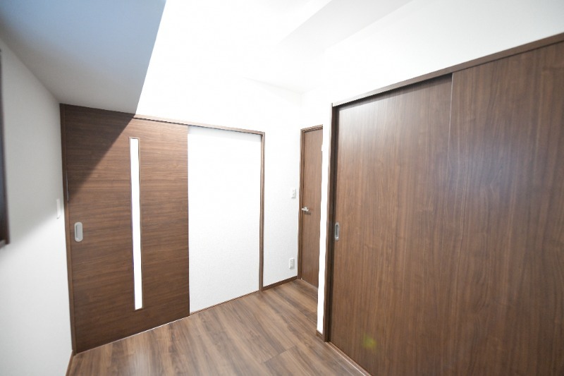 お洋服が多い方でも安心の収納力