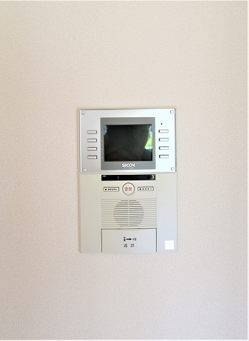 ＴＶモニターホン付きで来客を確認できます