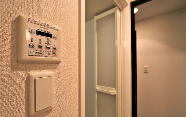 便利な浴室乾燥機付きです