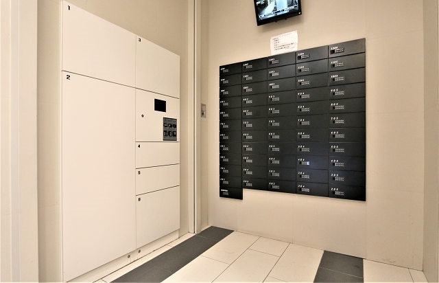 留守の際もお荷物の受け取りが出来る宅配ボックスです