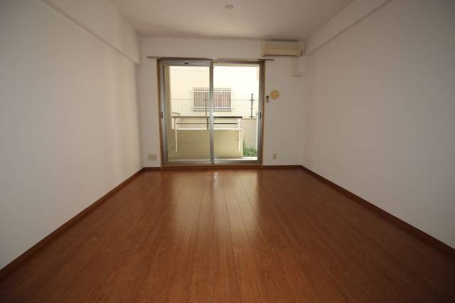 家具が配置しやすそうです。