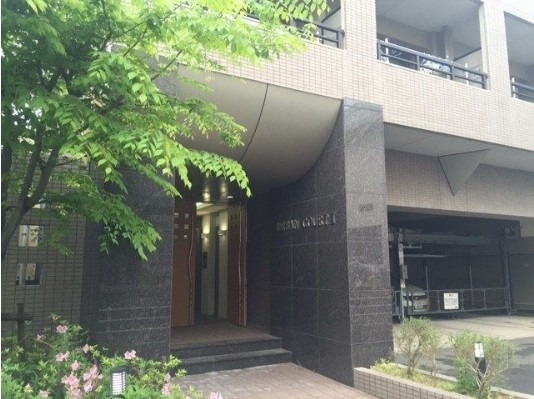 キレイにされてあるエントランスです