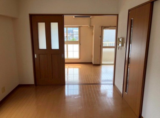 日当たりのいいリビングですね。