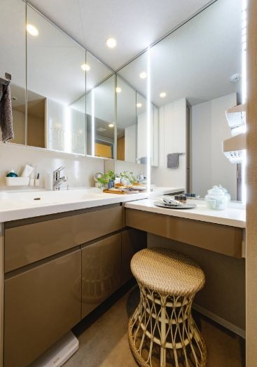 お出かけ前の支度はこちらでされてください