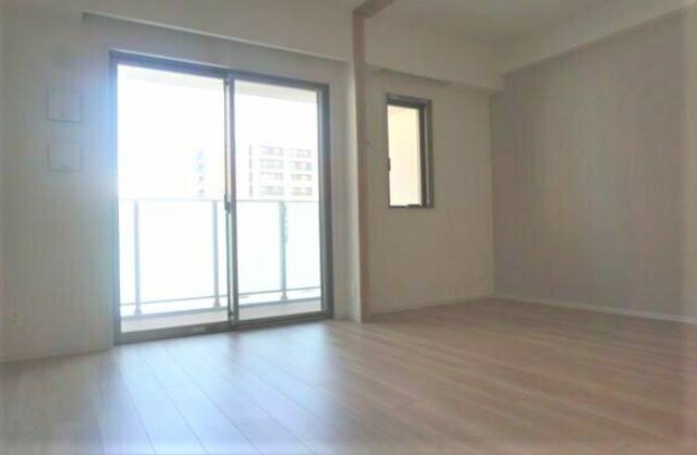 こちらは寝室にいかがでしょうか