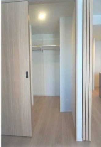 お洋服が多い方でも楽々収納できます