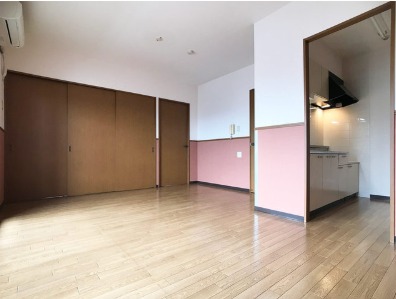 広々リビングでゆったりくつろげます