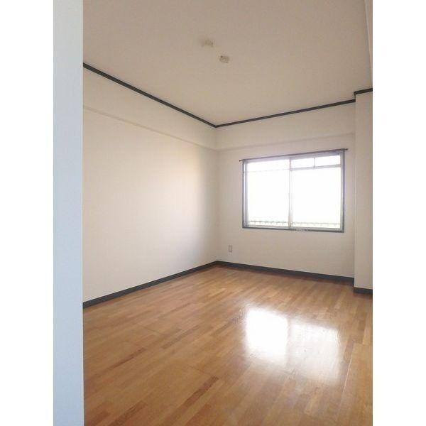 寝室にぴったりの洋室です