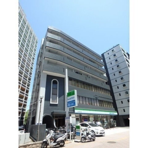 一階がコンビニで便利ですね