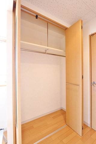 広々クローゼットでお部屋も広く使えます