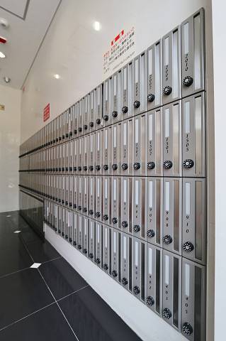 集合ポストもきれいに保たれています