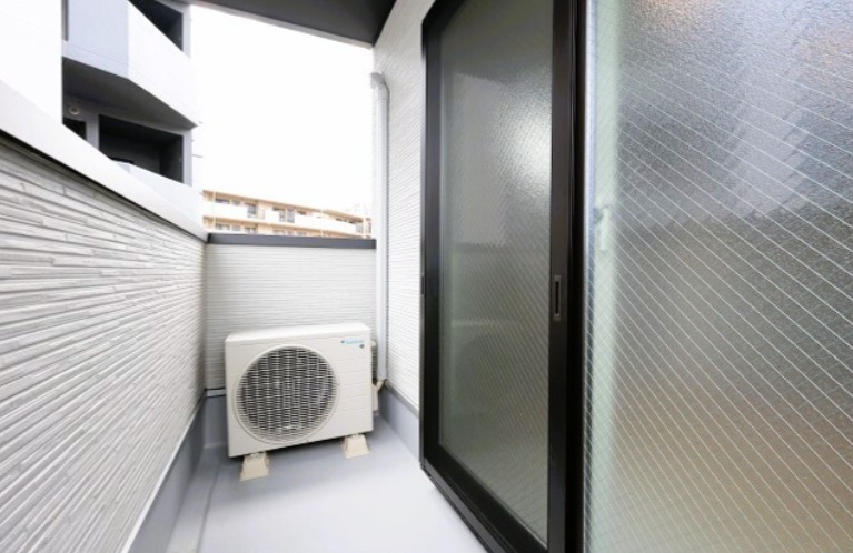 日当たり良好なバルコニーですね