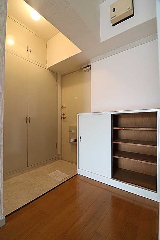玄関収納もばっちりです。