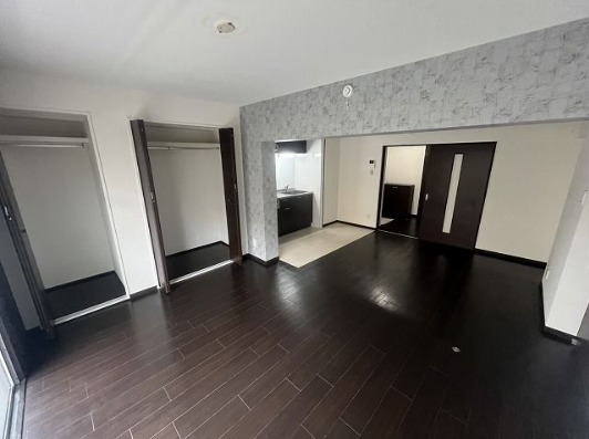 こちらは寝室にいかがでしょうか