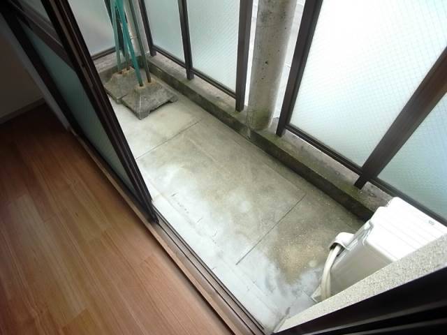 洗濯物はこちらへどうぞ。