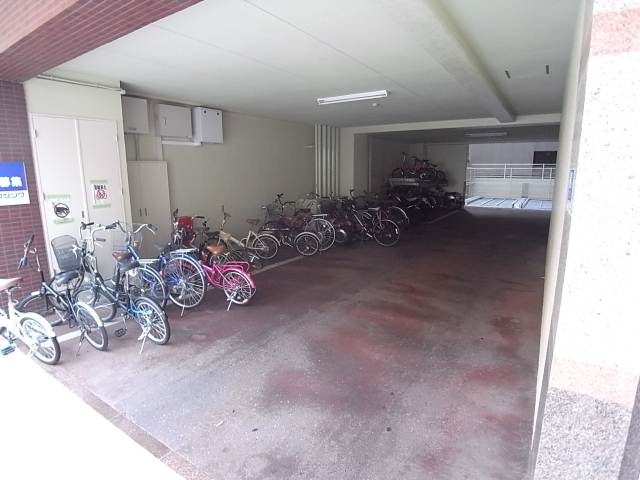 屋根付きで安心です。