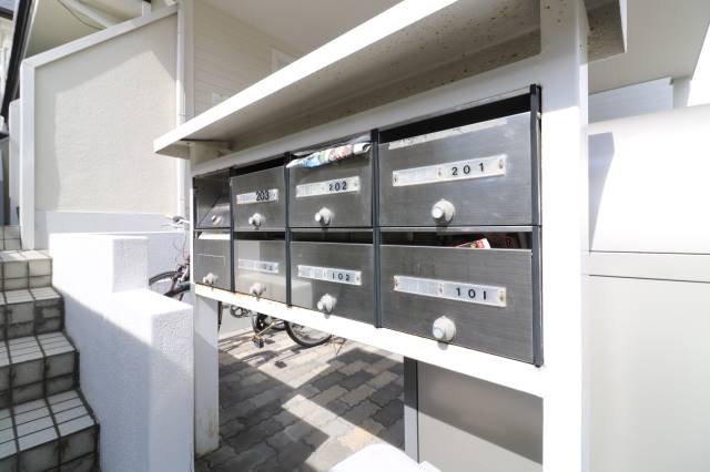 ポストも毎日チェックしましょう。