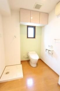 ウォシュレット付きで快適です。