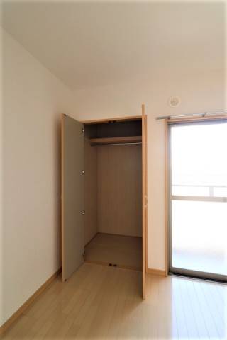 お荷物はこちらへ。