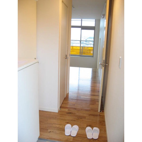 荷物があっても窮屈感を感じませんね