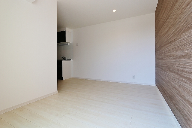 写真は同型物件です