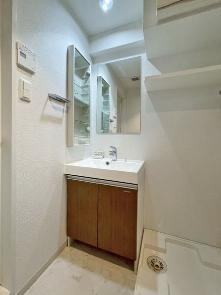 お出かけ前の身支度はこちらでバッチリ