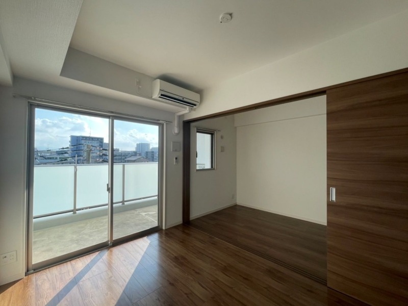 エアコン付きで1年を通して快適ですね