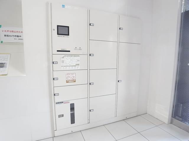 宅配BOXも完備しております。