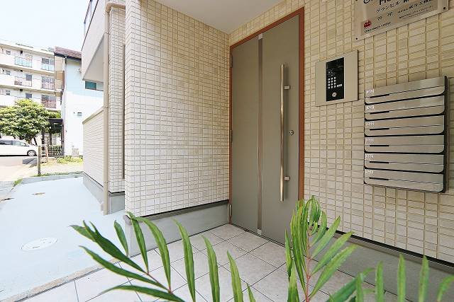 おしゃれなエントランスです